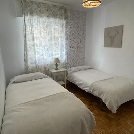 En Getxo. Cercano Al Puerto Viejo *