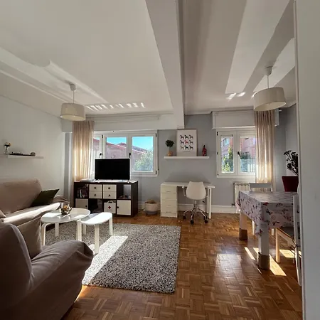 En Getxo. Cercano Al Puerto Viejo