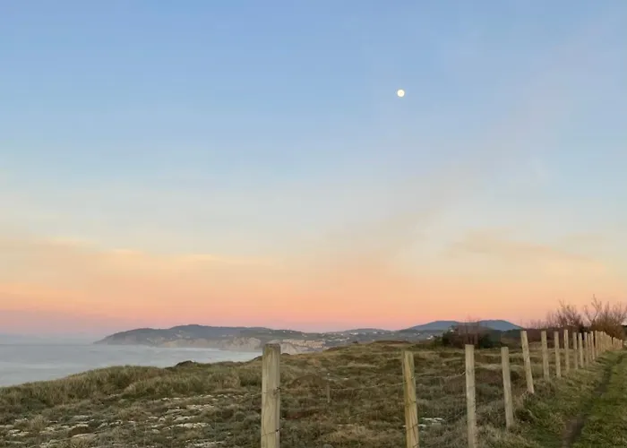 En Getxo. Cercano Al Puerto Viejo * Guecho