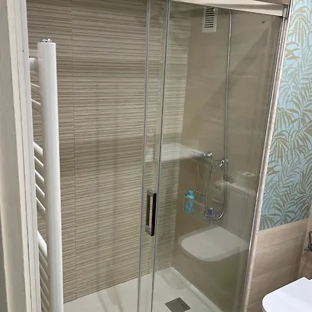 En Getxo. Cercano Al Puerto Viejo *