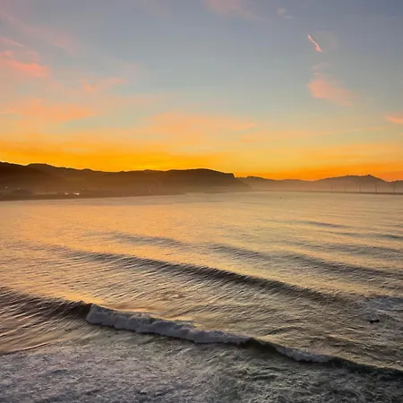 Apartamento En Getxo. Cercano Al Puerto Viejo Guecho