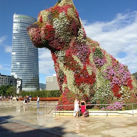 En Getxo. Cercano Al Puerto Viejo Apartamento *