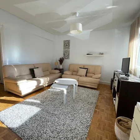En Getxo. Cercano Al Puerto Viejo Apartment *